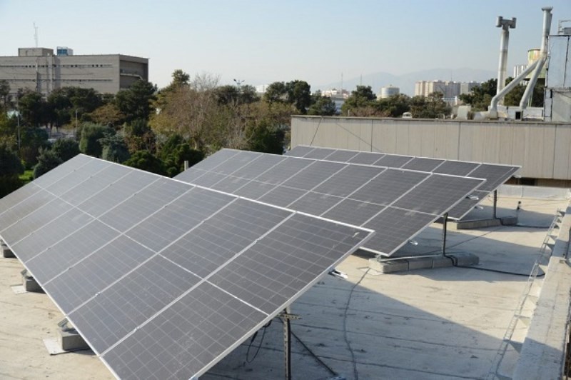 پژوهشکده علوم زمین به نیروگاه خورشیدی مجهز شد