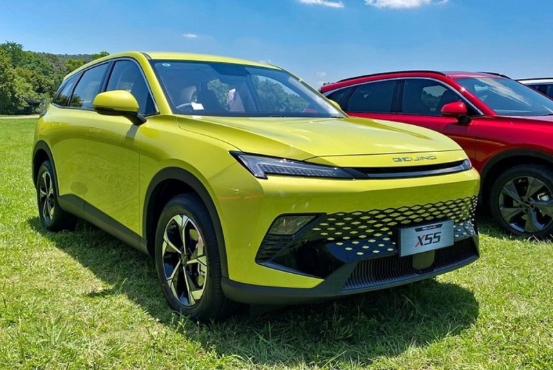 اختلاف قیمت خودروهای مونتاژی با بازار منطقه؛ مجلس ورود کرد