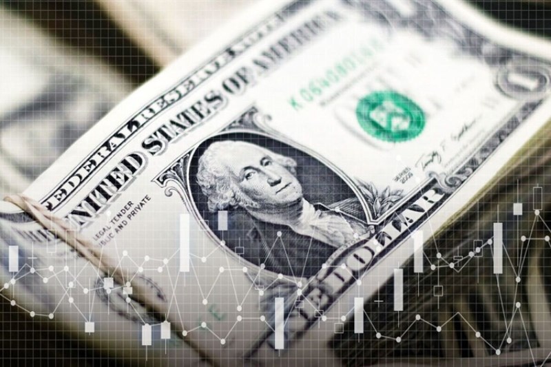 ریزش قیمتها در بازار ارز تجاری؛ دلار و یورو چقدر ارزان شدند؟