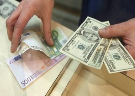 قیمت دلار و یورو در مرکز مبادله ایران