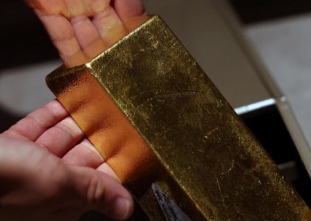 طلای جهانی در کف قیمت دو هفته اخیر ایستاد