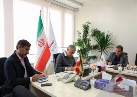 ذوب‌آهن غرب کشور در توقف کامل؛ صبانور خواستار تصمیم اقتصادی شد