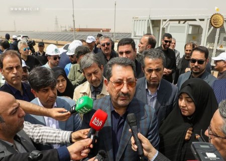 ورود فولاد مبارکه به توسعه انرژی‌های پاک ؛ فاز نخست نیروگاه خورشیدی ۶۰۰ مگاواتی به بهره‌برداری رسید