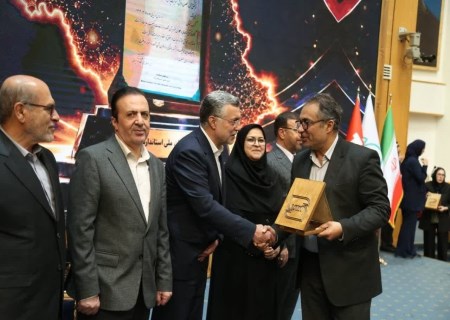 لوح زرین استاندارد به مدیر فولاد خوزستان رسید؛ عنوان ملی برای امیر حسینی کلورزی