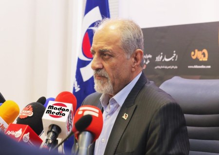 نامه فوری رئیس انجمن فولاد به دولت؛ با ۱۵ درصد برق نمی‌شود تولید کرد