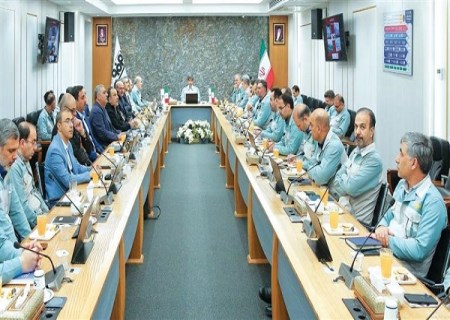 تمدید گواهینامه‌ های سیستم مدیریت یکپارچه فولاد مبارکه در ممیزی ۱۴۰۴