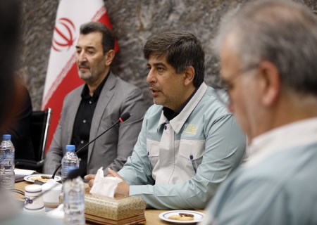 پیشبرد همزمان بازسازی و تنظیم بازار در دل بحران / رویکرد تداوم کسب‌وکار، فولاد مبارکه را از بحران‌های ۱۴۰۴ عبور داد